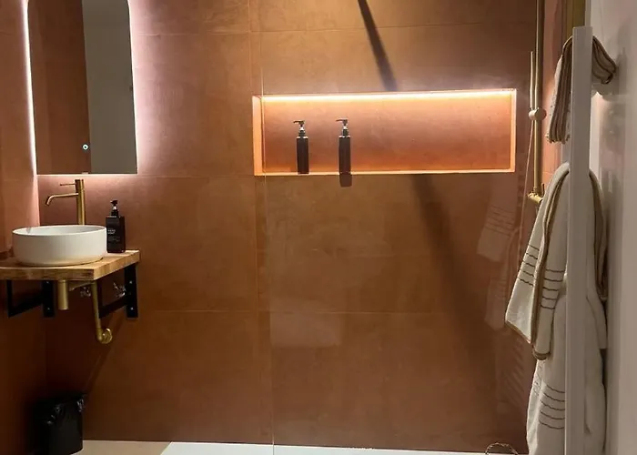 Orientale Avec Baignoire Balneo *